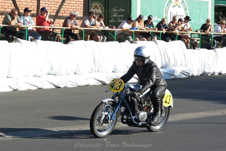 Schottenring Classic Grand-Prix 2012
Reinhard Gehre - Adler RS 250
