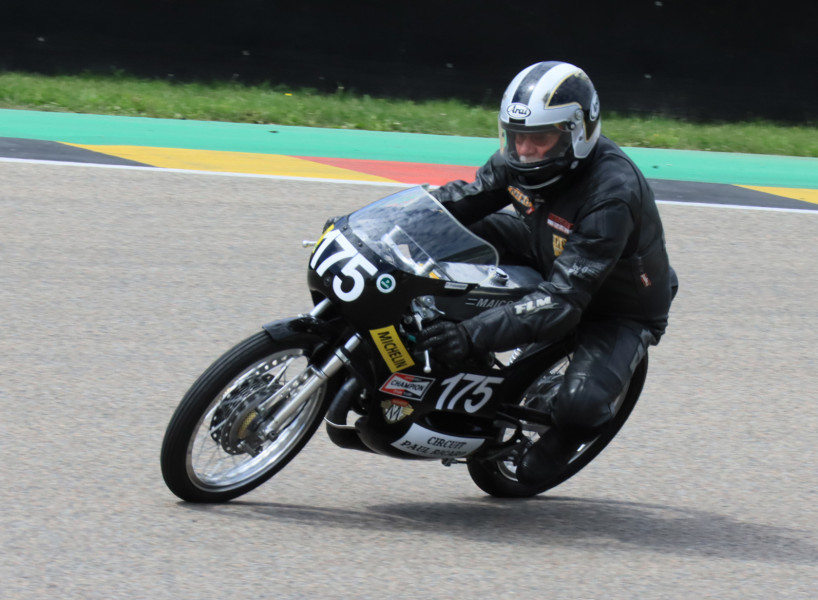 Sachsenring Classic
Peter Frohnmeyer - und die Maico rannte doch noch :-)
