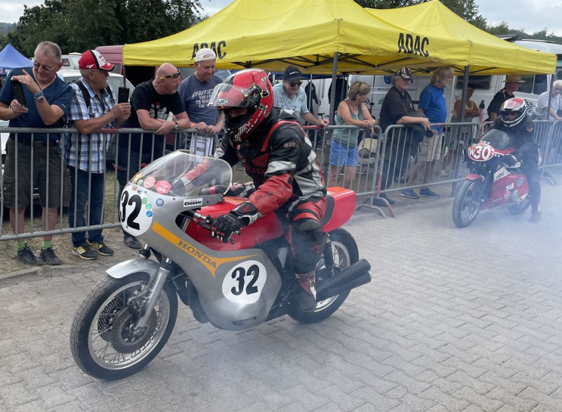Udo Scheliga, Roßbach
Honda CB 500, 1975
