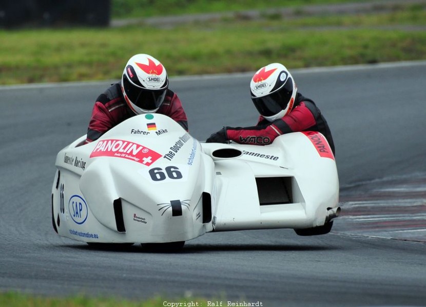 Sidecar Festival 2020
Roscher, Mike / Burkard, Anna Sophie
Vanneste F2, Yamaha 600
Foto: Ralf Reinhardt
