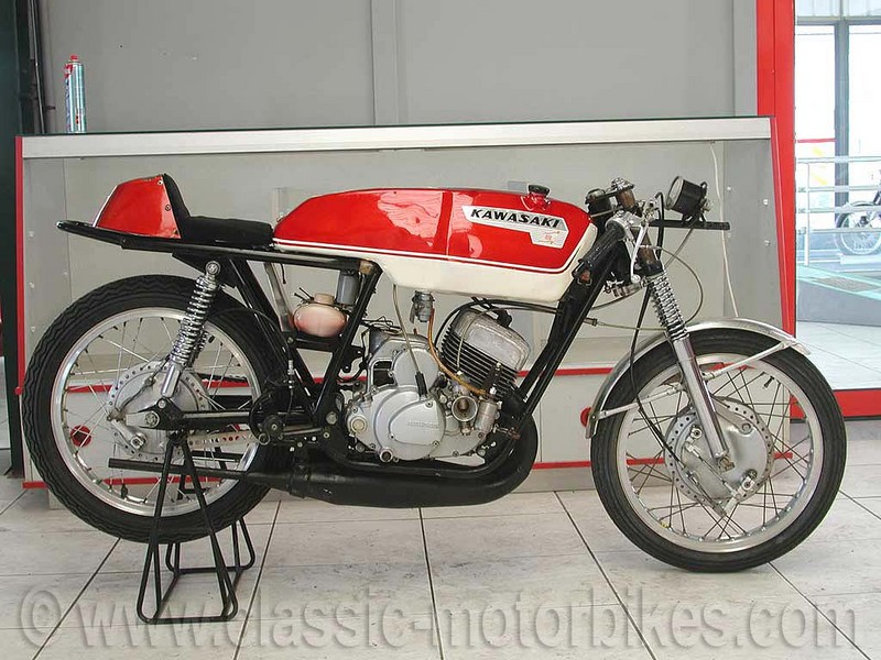 Kawasaki A1R
250ccm, 1969
