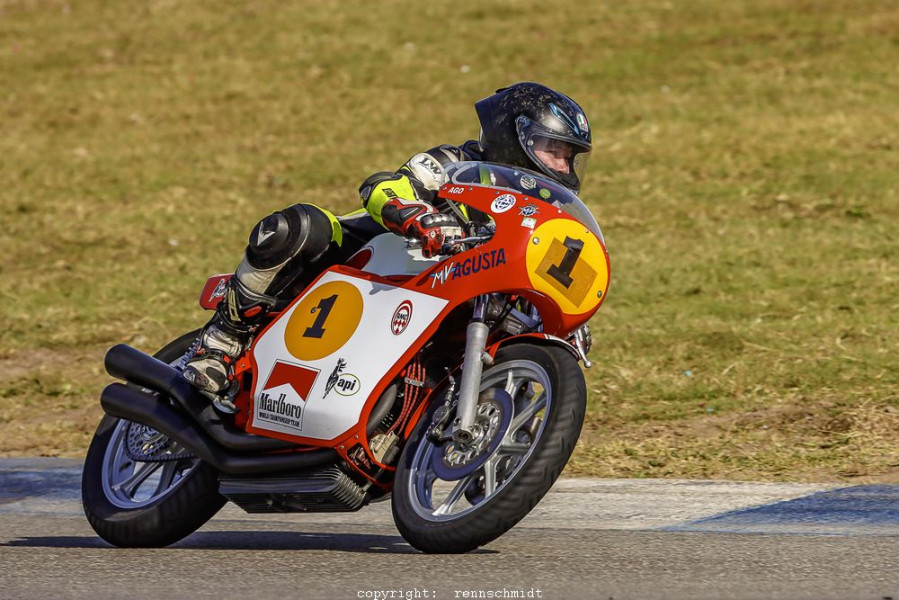 Nico Wagner
MV Agusta 500 / 4 Zylinder
