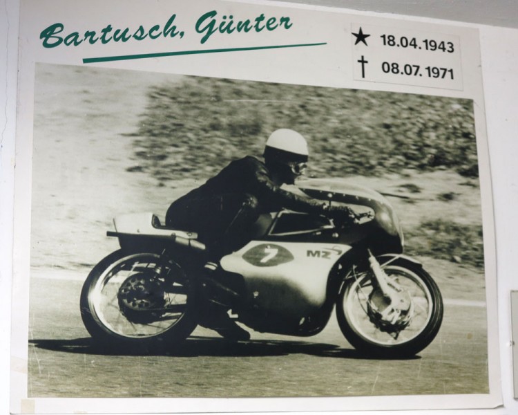 MZ-Werksfahrer Günter Bartusch
Er war einer der populärsten Rennfahrer der DDR.

