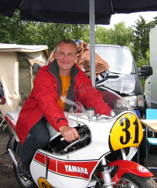 Ralf Waldmann
zweifacher Motorrad-Vize-Weltmeister und 20-facher Grand-Prix-Sieger
