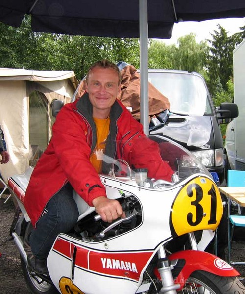 Ralf Waldmann
zweifacher Motorrad-Vize-Weltmeister und 20-facher Grand-Prix-Sieger
