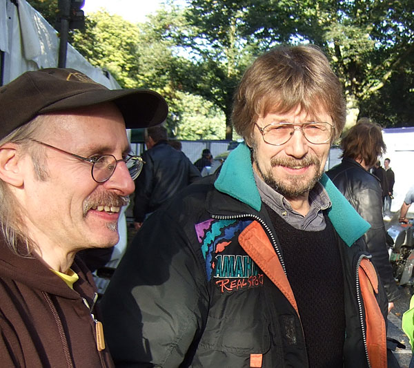 Bernd Tittler (der V-Mann) und Peter Schief, zwei Fahrer und hervorragende Tunig Spezialisten aus dem hohen Norden
