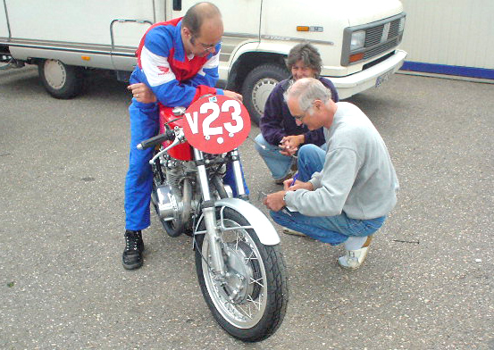 Classic Weekend Hockenheim
hier wird ein fahrzeugpass erstellt
