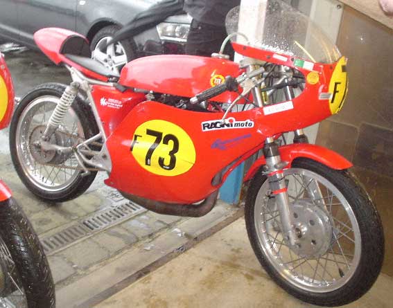 Kölner Kurs 2006
montesa`s von angelo gagliardi
