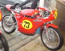 Dateiname=montesa_s-von-angelo-gaglia.jpg
Dateigröße=38KB
Abmessungen: 567x445
hinzugefügt am: %16. %775 %2006 montesa_s-von-angelo-gaglia.jpg