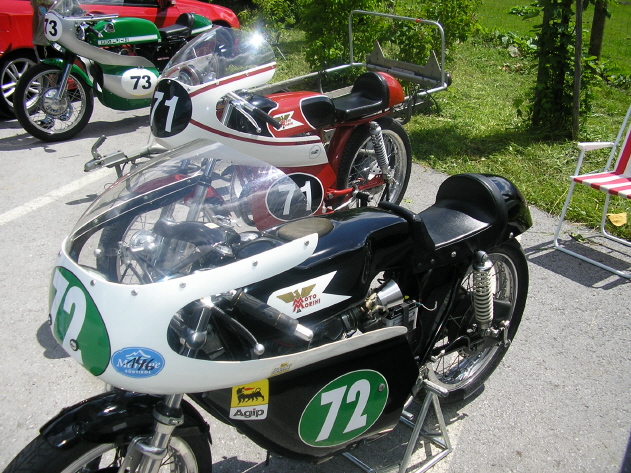 Moto Morini 250 und 125
Foto: Alex L.
Schlüsselwörter: großglockner