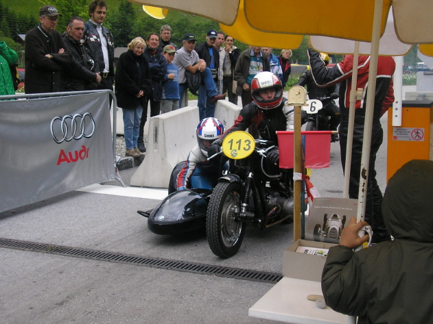 Gespanne waren nartürlich auch da!
Gerhard Föttinger (AUT) auch BMW R69S 600. Foto: Alex L.
Schlüsselwörter: großglockner