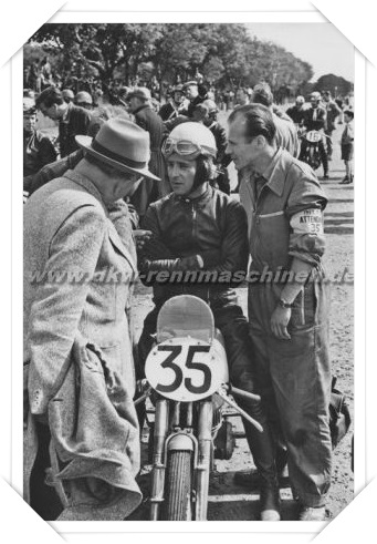 Isle of Man TT 1953
Siegfried Wünsche auf der 250er am Start. 
©Jörg Buschmann
