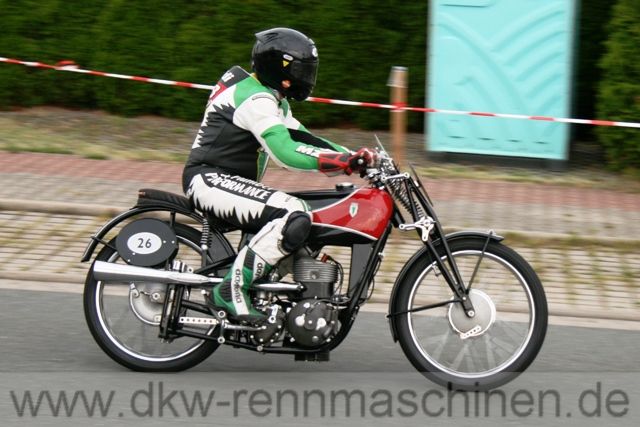 Zschorlau 2012
Ralf Waldmann auf DKW SS 350/39
