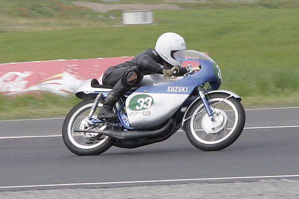 Paul Stanick auf Suzuki
