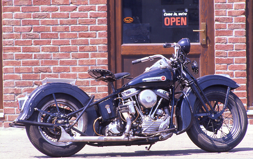 1949: Harley-Davidson "Panhead"
