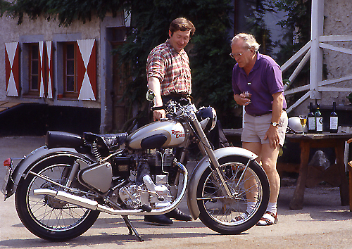 500er Royal Enfield Bullet
