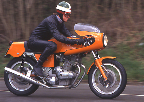 "Langstrecken-Sieger": Laverda 750 SFC
