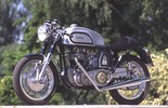 Dateiname=norton_caferacer.jpg
Dateigröße=208KB
Abmessungen: 500x322
hinzugefügt am: %18. %310 %2004 norton_caferacer.jpg