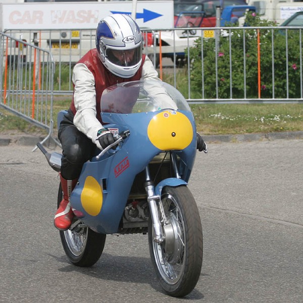 Kurt-Harald Florin
Kurt Florin  on his 500 cc 4 cilinder Konig (outboard engine)
