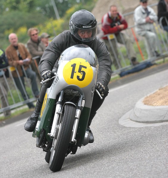 ??? on Benelli
Classic Races Wolvega (photo Michelle Hamstra)
