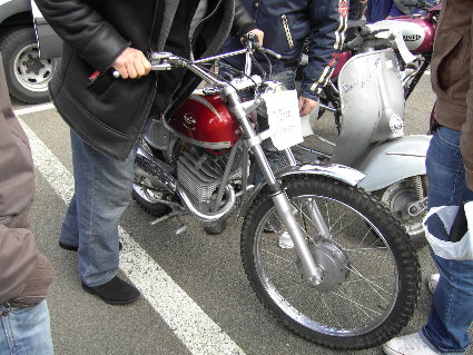 Mondial 125 (Sachs Motor)
Auch was fürs Classic Twin Shocker Trial, 1550 Euro wurden aufgerufen!
