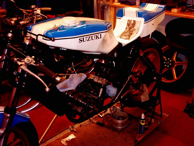 TR 750 1975 Marcel Ankone
Hier ist der Motor noch offen!
