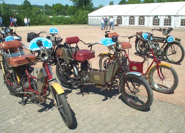 Autofauteuil Tour
Nr.70 - Autofauteuil Tour, 490ccm, Bj.1908
