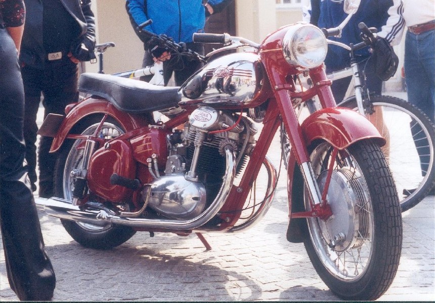 Jawa 500
