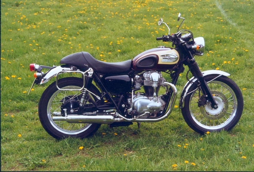 Kawasaki W-650
