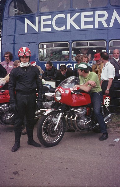 24 stunden rennen Oss Holland 1971
Jan Wagemakers 1971 Grand Prix Honda CB 750  
