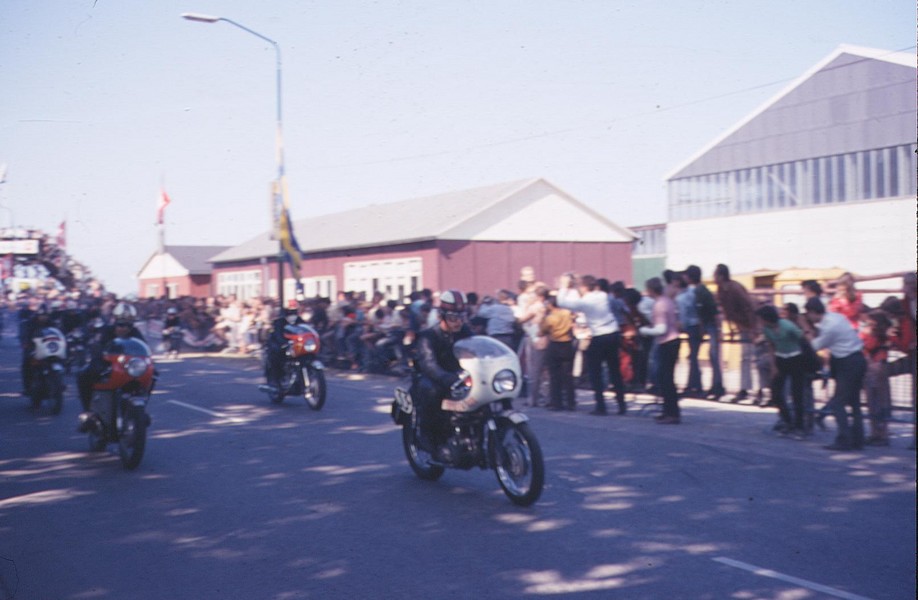 24 stunden rennen Oss Holland 1970-1974
Tonny van Schijndel Triumph
