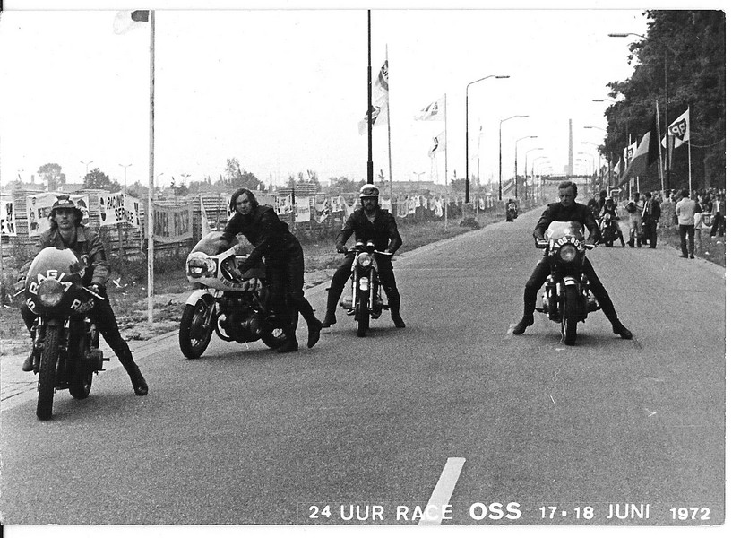 24 stunden rennen 1972 Oss Niederlande Honda CB750
Schlüsselwörter: ToonW-Hvs