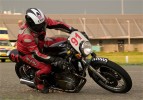 Dateiname=Yamaha_XS650_Tajan_v_d_Wiel.jpg
Dateigröße=162KB
Abmessungen: 800x556
hinzugefügt am: %30. %930 %2012 Yamaha_XS650_Tajan_v_d_Wiel.jpg