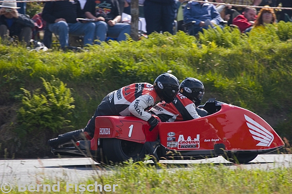 Nick Crowe - Darren Hope IOM - Honda
Sie gewannen beide Sidecar Race
