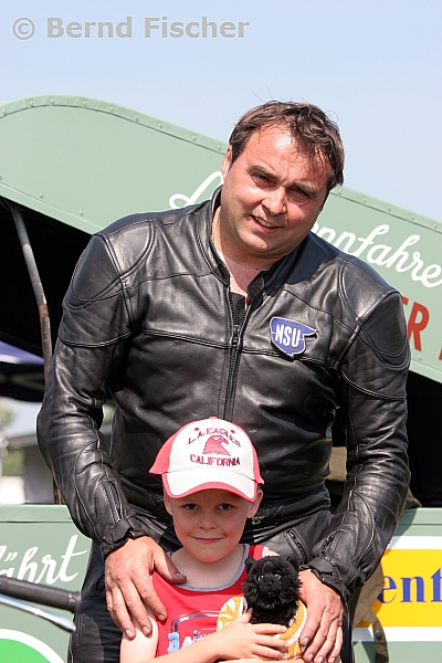 Wolfgang Schneider und Junior
