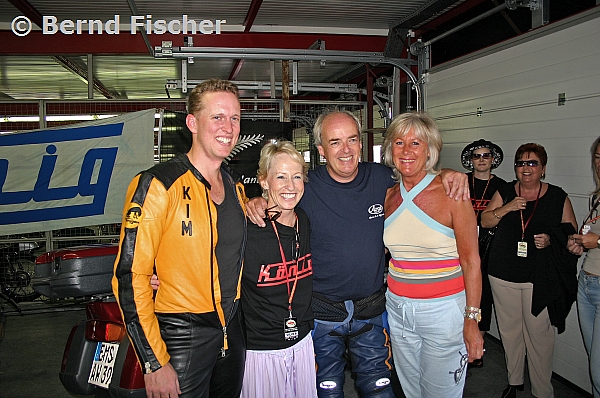 Bikers` Classics 2004
M.Newcombe, Janeen N., Chas Mortimer mit Gattin
