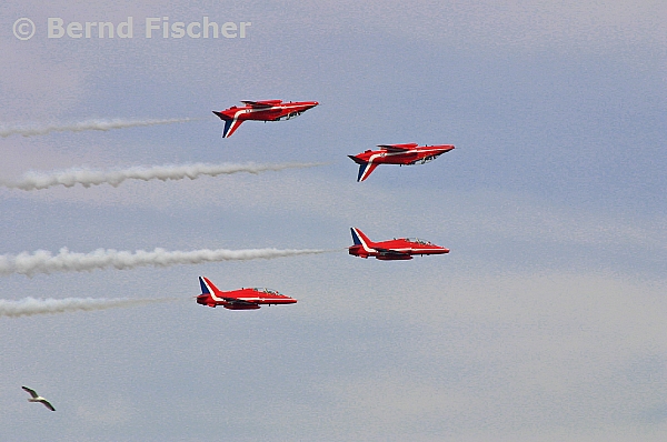 Isle of Man TT 2004
Red Arrows mit Möve
