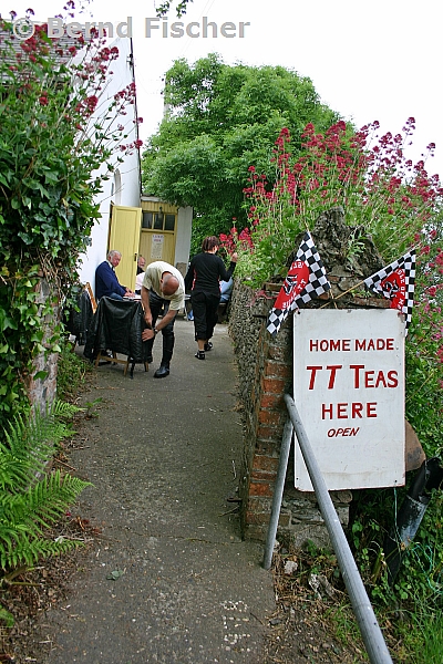 Isle of Man TT 2004
Coffee and Cake
