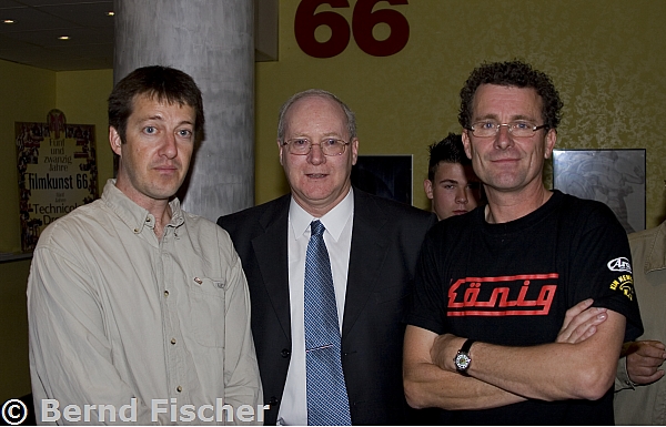 Jonathan Bentman, der Neuseeländische Botschafter Peter Hamilton, Richard Driver
