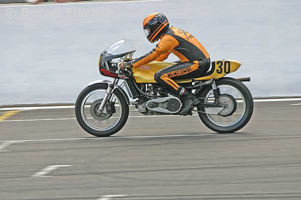 Bikers' Classics 2004
Newcombe auf König
