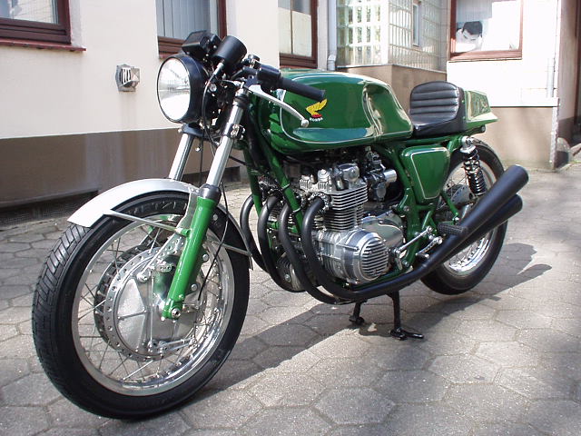 Honda CB500 Classic
CB500 Umbau mit Yamaha TZ Bremsen 
