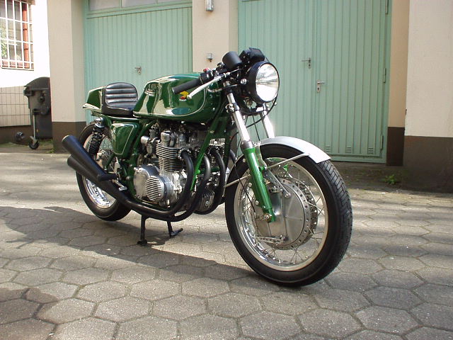 Honda CB500
CB500 Umbau auf Yamaha TZ Bremsen
