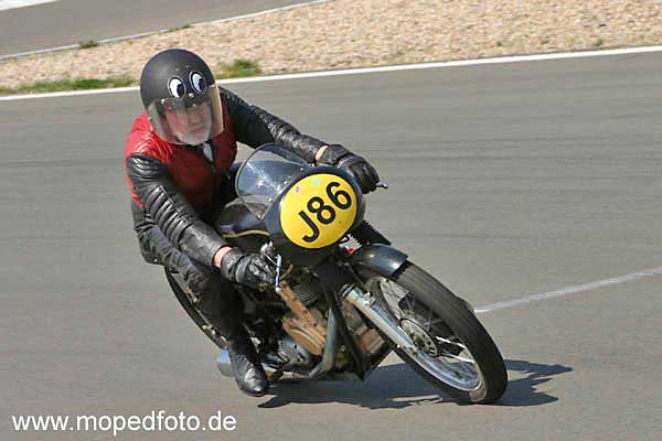 Leonard Kevin,GB/Cambridge A.J.S. 7R "Boy Racer
