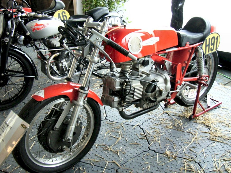 Aermacchi DOHC 350
