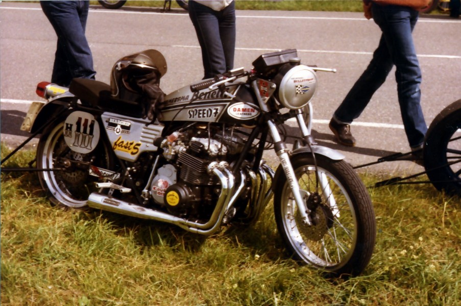 Benelli 750 sei
This 6 cylinder Benelli sprinter  took part in the 1979 sprint races in Vlissingen (NL). Those sprint races took place on a road close near the sea. 
