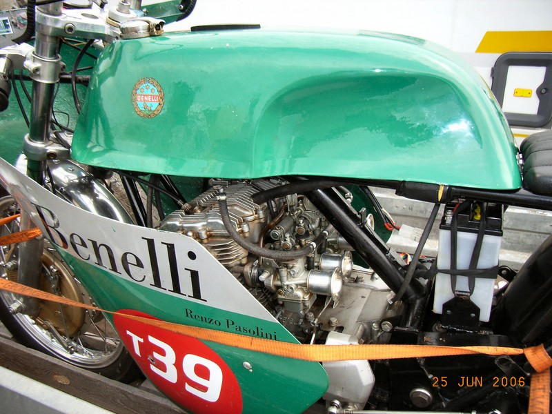 Benelli RS 250 - 1976     2

