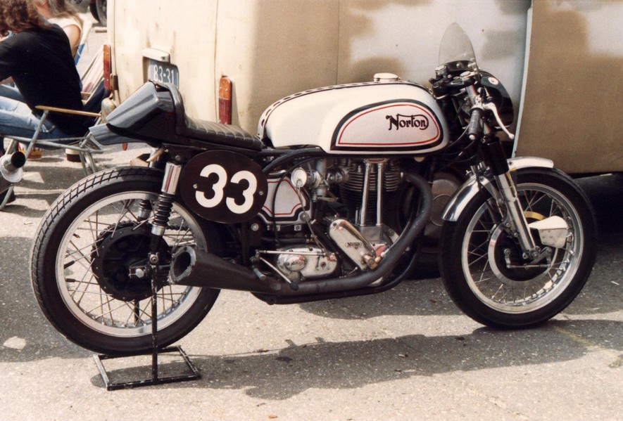ES II 500 Manx style racer - Zolder ´88 Historic Grand Prix - by Pat40
