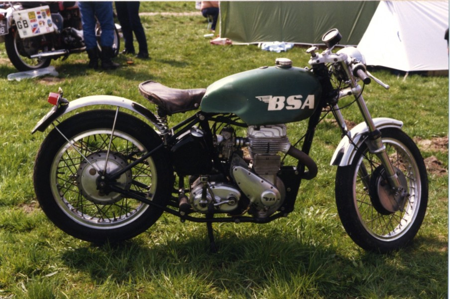 BSA M 20 cafe racer
A side valve M20 as a cafe racer you don´t see often either. This one was seen on a classic motorcycle meeting in 1986 somewhere in Belgium.
