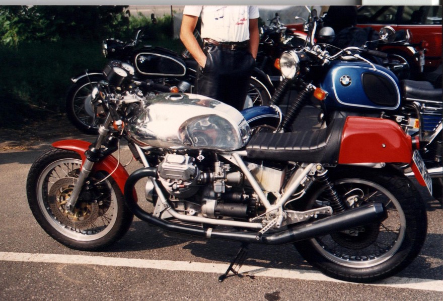 Moto Guzzi  850
Cafe racer auf Le Mans basis
