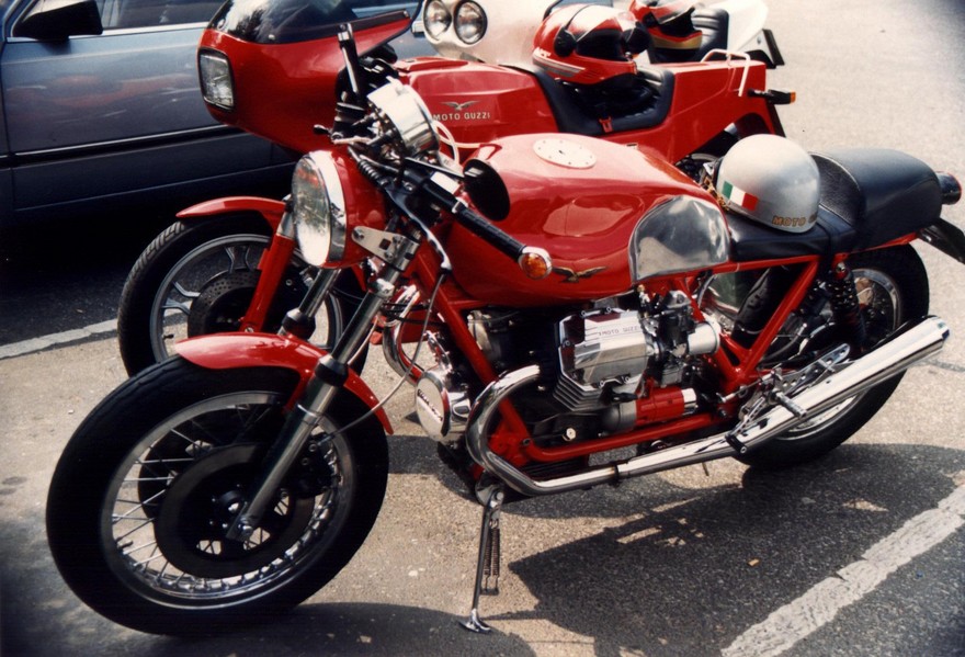 Moto Guzzi cafe racer
 

